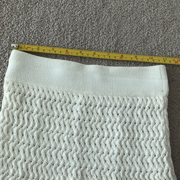 Aritzia Wilfred White Crochet-Knit Skirt - Picture 3 of 7